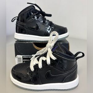 RARE - Air Jordan 1 Mid SE TD 'Space Jam' - Size 6C